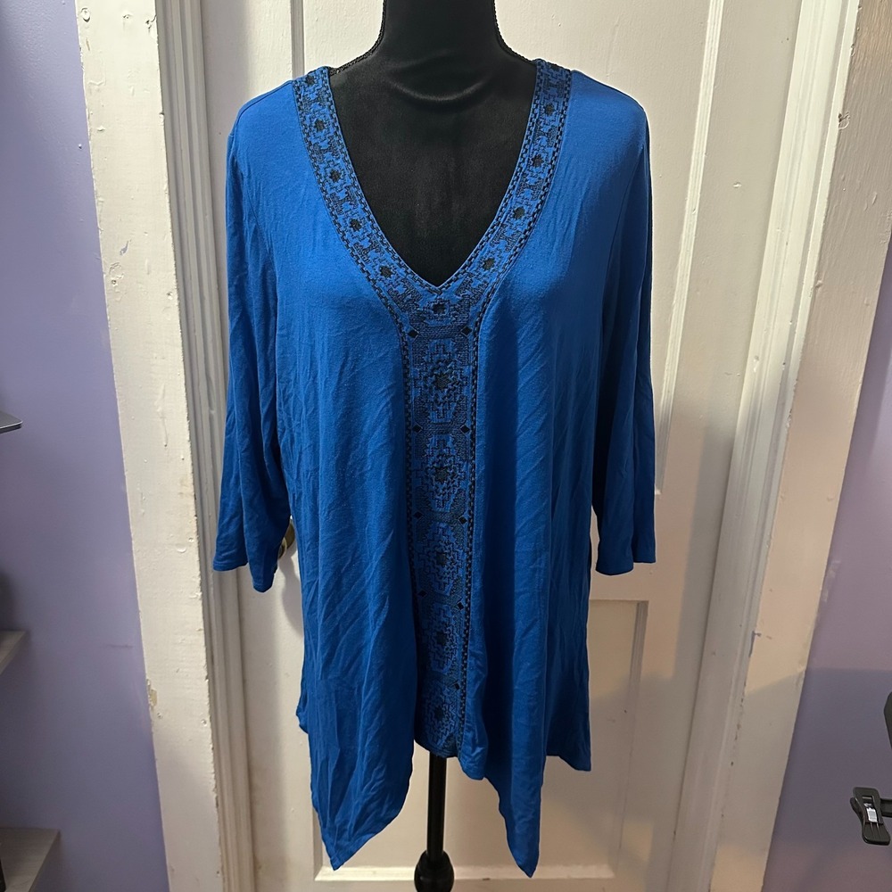Adrianna Papell Blue Long Sleeve Top with Black Embroidery‎ Detail in 2X